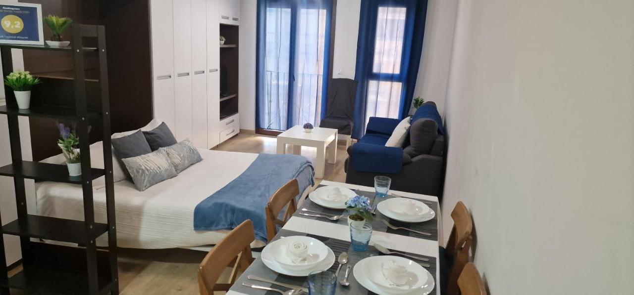 Estudio En Centro De Alicante Apartment Екстериор снимка