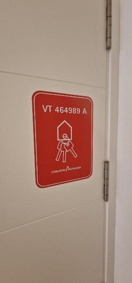 Estudio En Centro De Alicante Apartment Екстериор снимка
