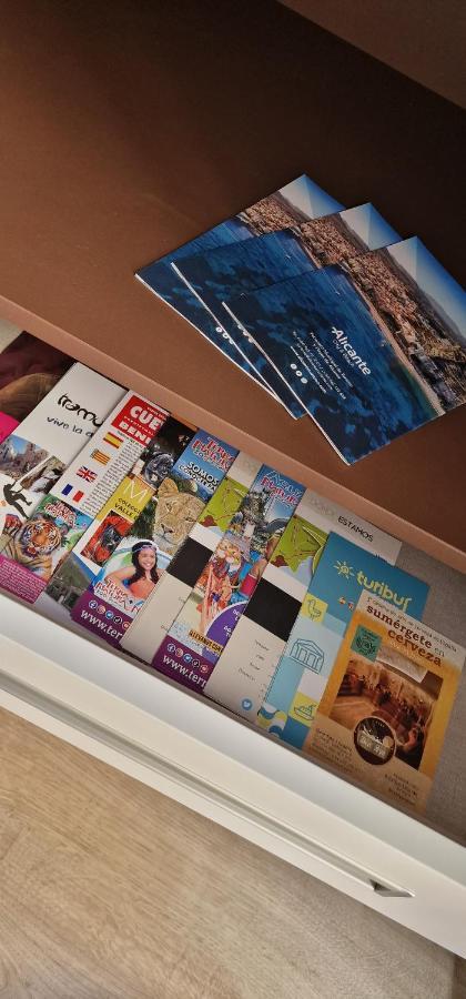 Estudio En Centro De Alicante Apartment Екстериор снимка